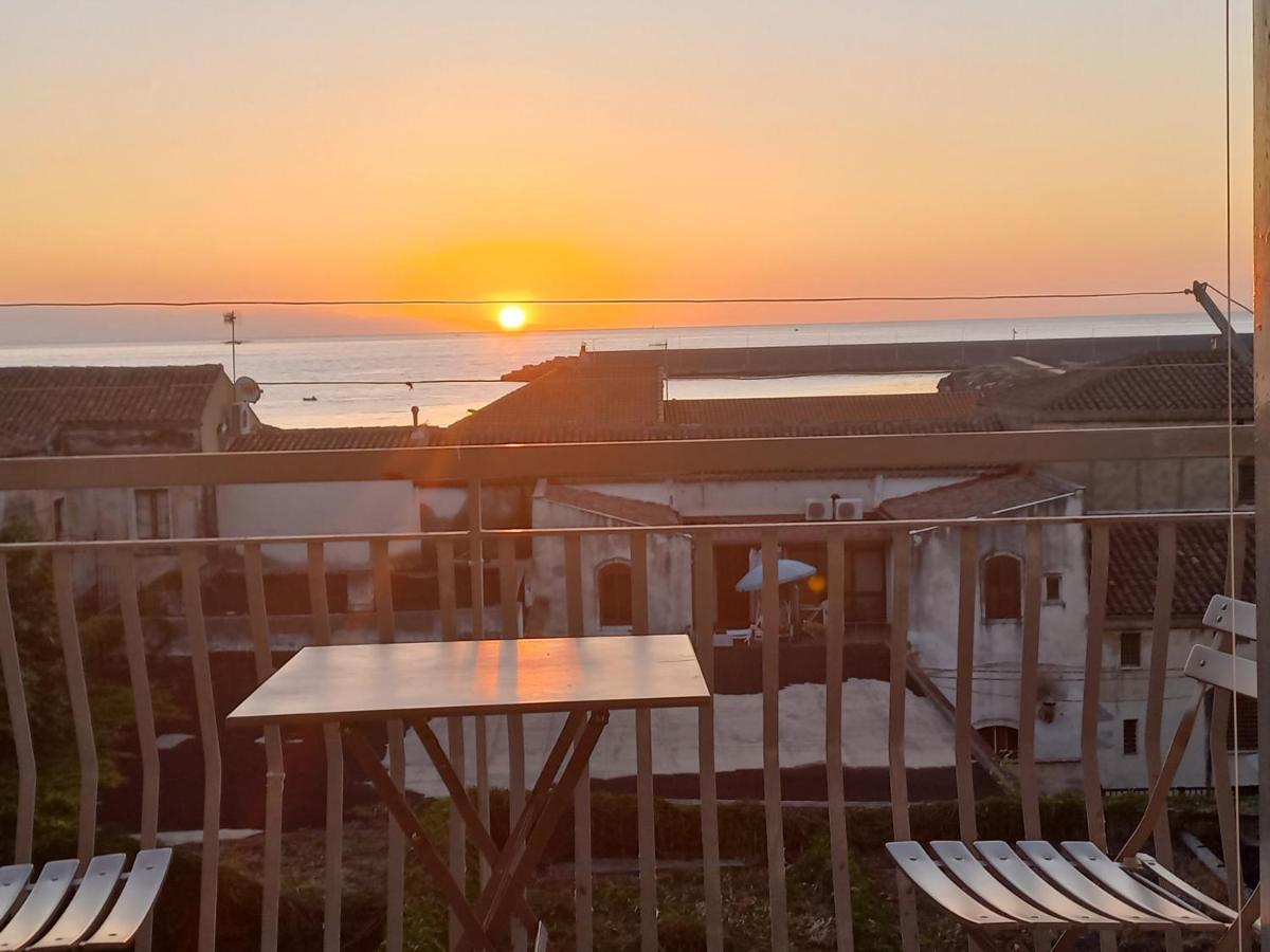 Alba Marina E Tramonti Etnei Leilighet Riposto Eksteriør bilde